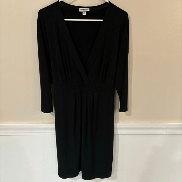 Liz Lange Maternity 3/4 Sleeve Black Dress - Picture 1 of 7